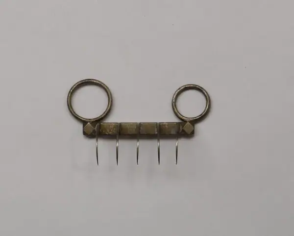 Tiger claws bagh nakh composed of five curved hooks designed to be concealed in the palm of the hand, Kolhapur