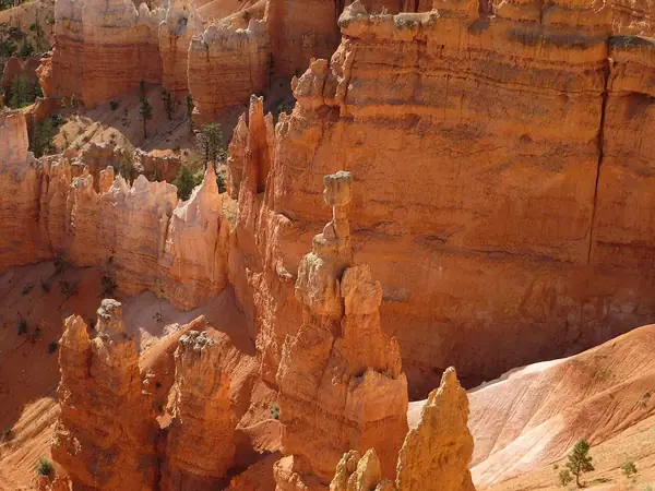 Thor's Hammer, Rim Trail, Sunset Point, Bryce Canyon National Park, Utah (35531057221)