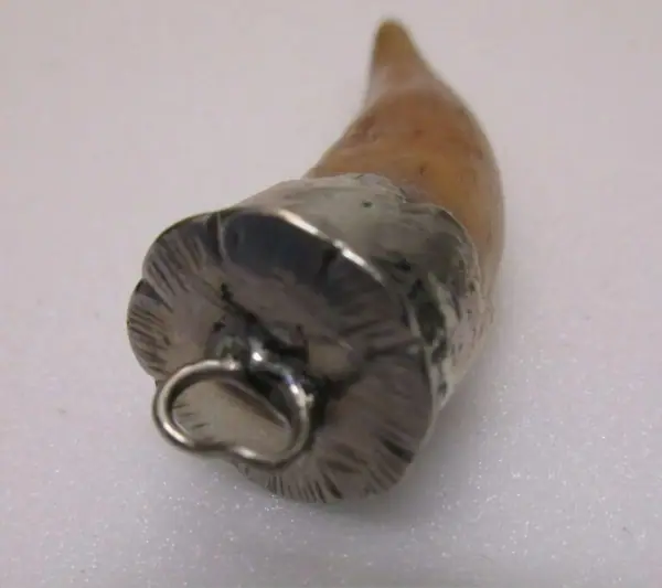 Stag's horn amulet mounted in silver, Madrid (Spain), 1800-1899