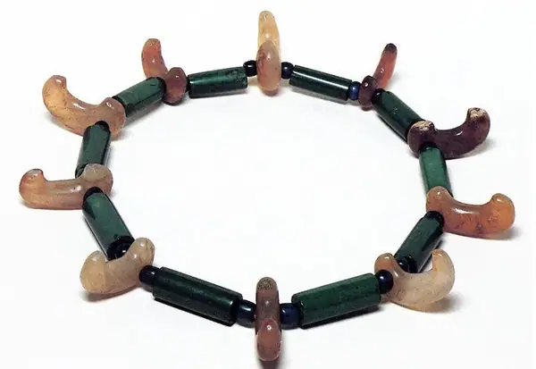 Necklace with Claw-Shaped Beads (Magatama)