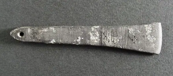 Runinskrift amulet from Sweden