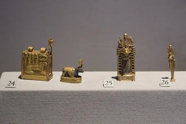 General Wendjebauendjed’s amulets