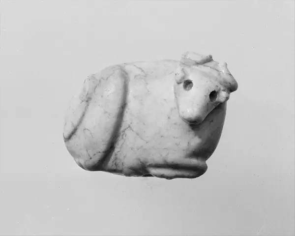 Seal amulet in the form of a reclining cow