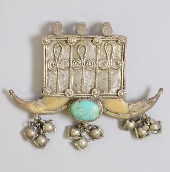 rectangular, tiger's claws; Jewellery, silver turquoise, grelots, India