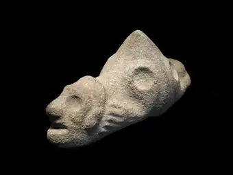 Pierre à trois pointes Taino-Musée du Quai Branly (2)